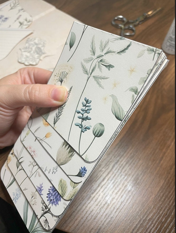 Trifold Floral Botanical Folio